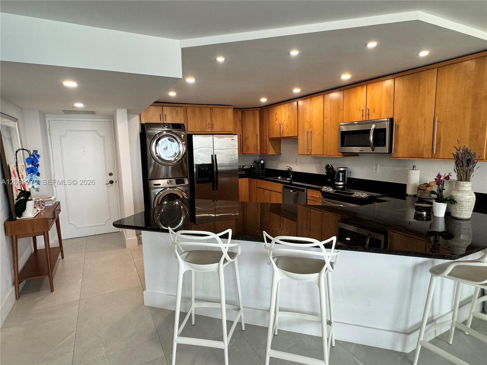1865 Brickell Avenue A1411 Property Photo 3