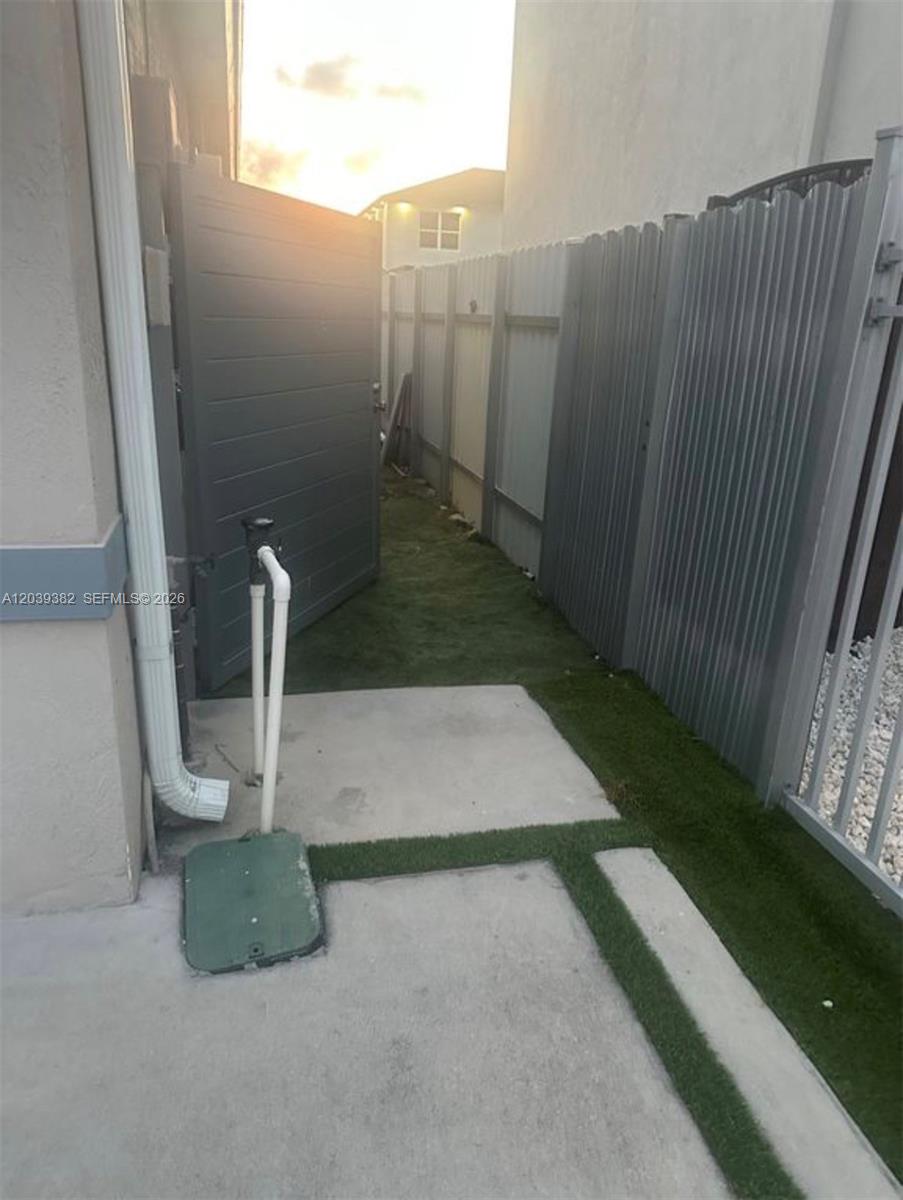 A12039382 Property Photo 2
