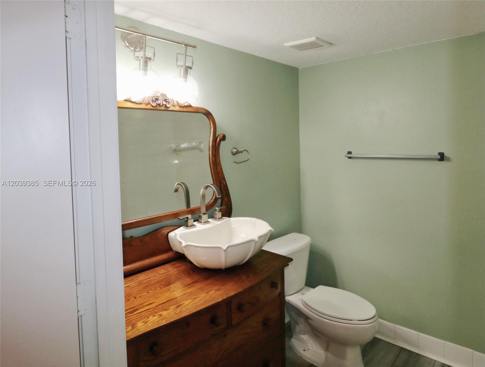 3486 Briar Bay Boulevard 101 Property Photo 24