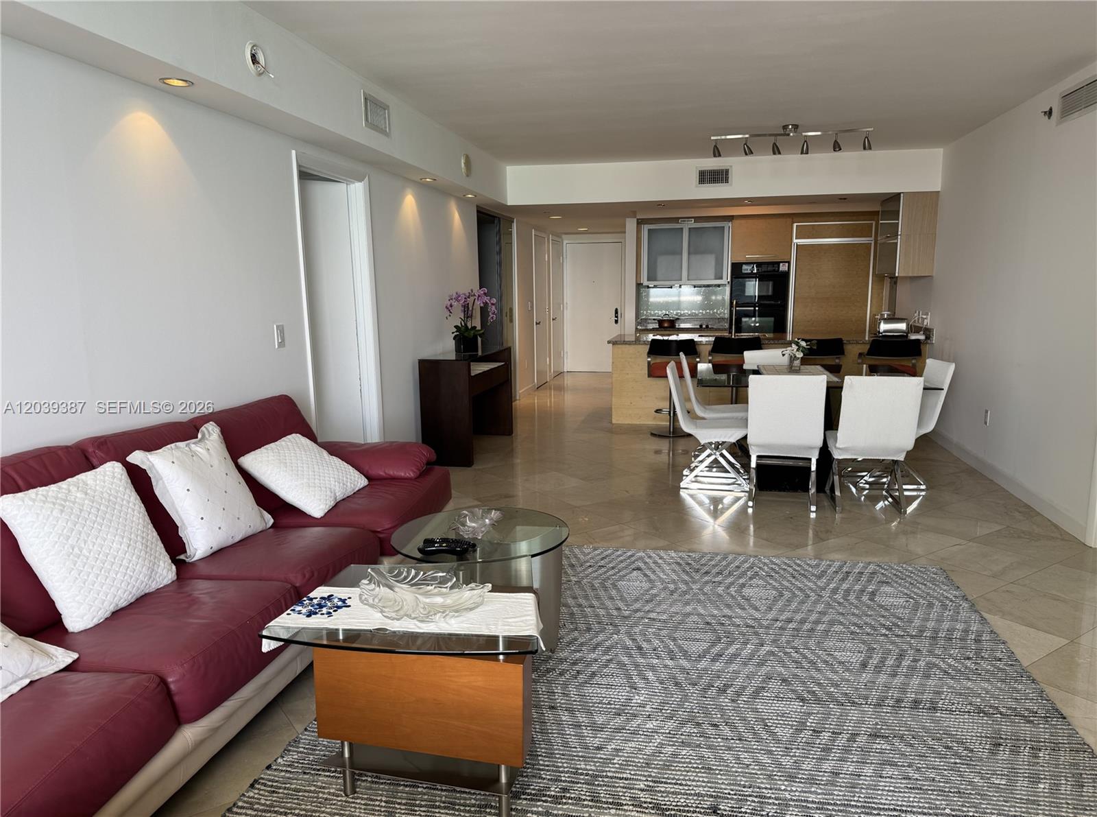 1830 S Ocean Drive 3303 Property Photo 8