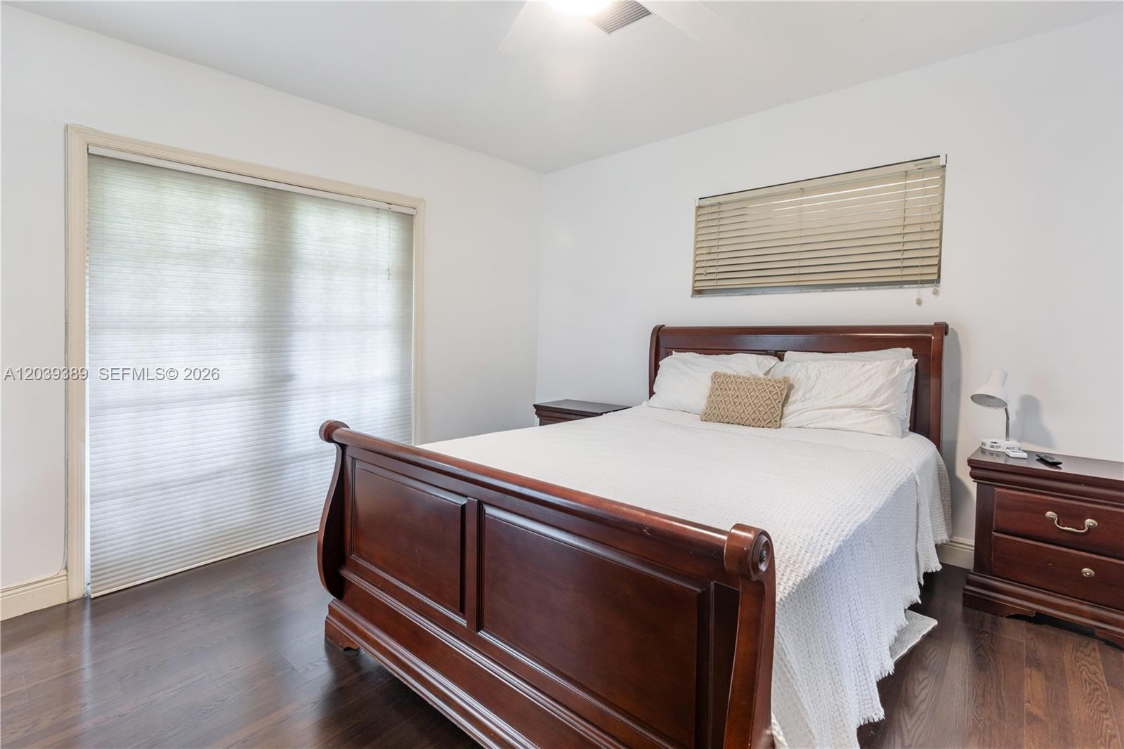 19323 Carolina Circle Property Photo 5