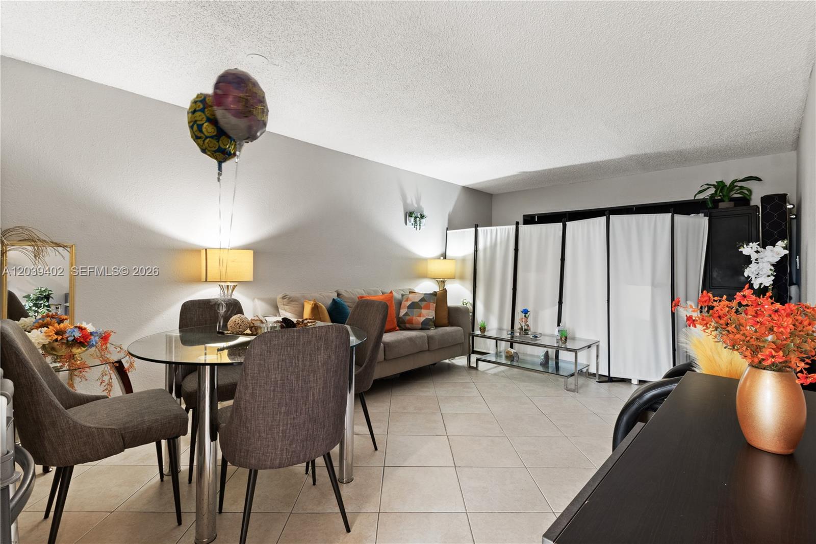 9281 Sunrise Lakes Boulevard 308 Property Photo 5