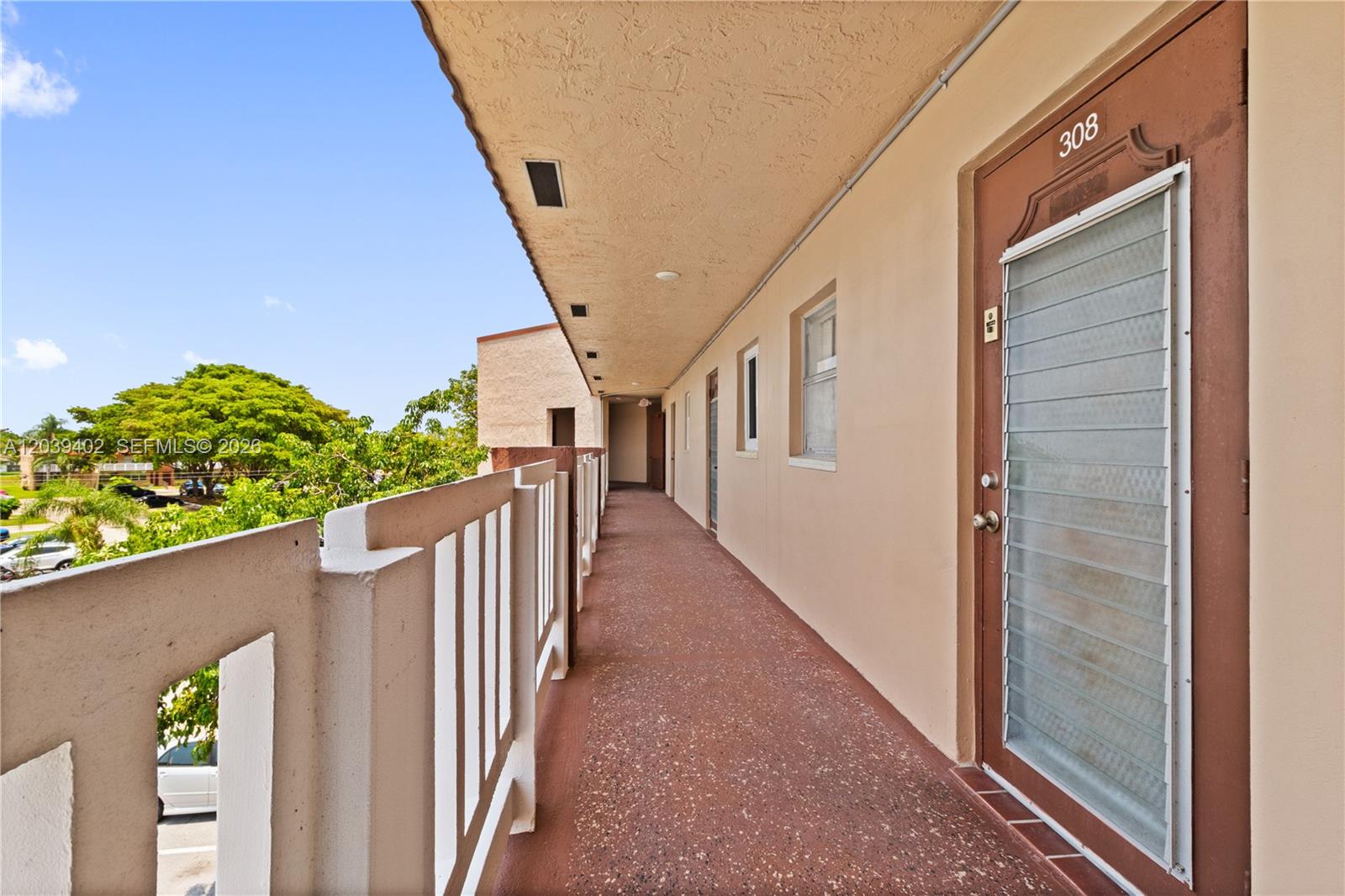 9281 Sunrise Lakes Boulevard 308 Property Photo 11