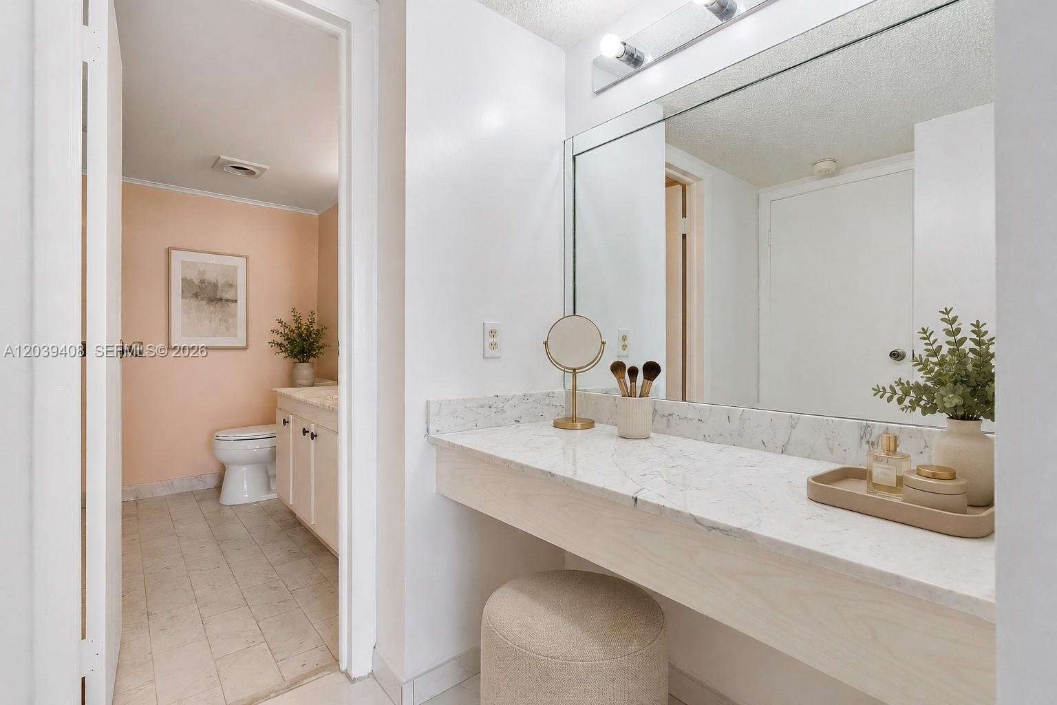 2301 S Ocean Drive 1406 Property Photo 28