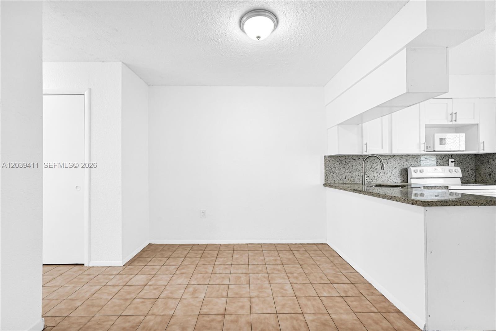 1620 West Avenue 603 Property Photo 10