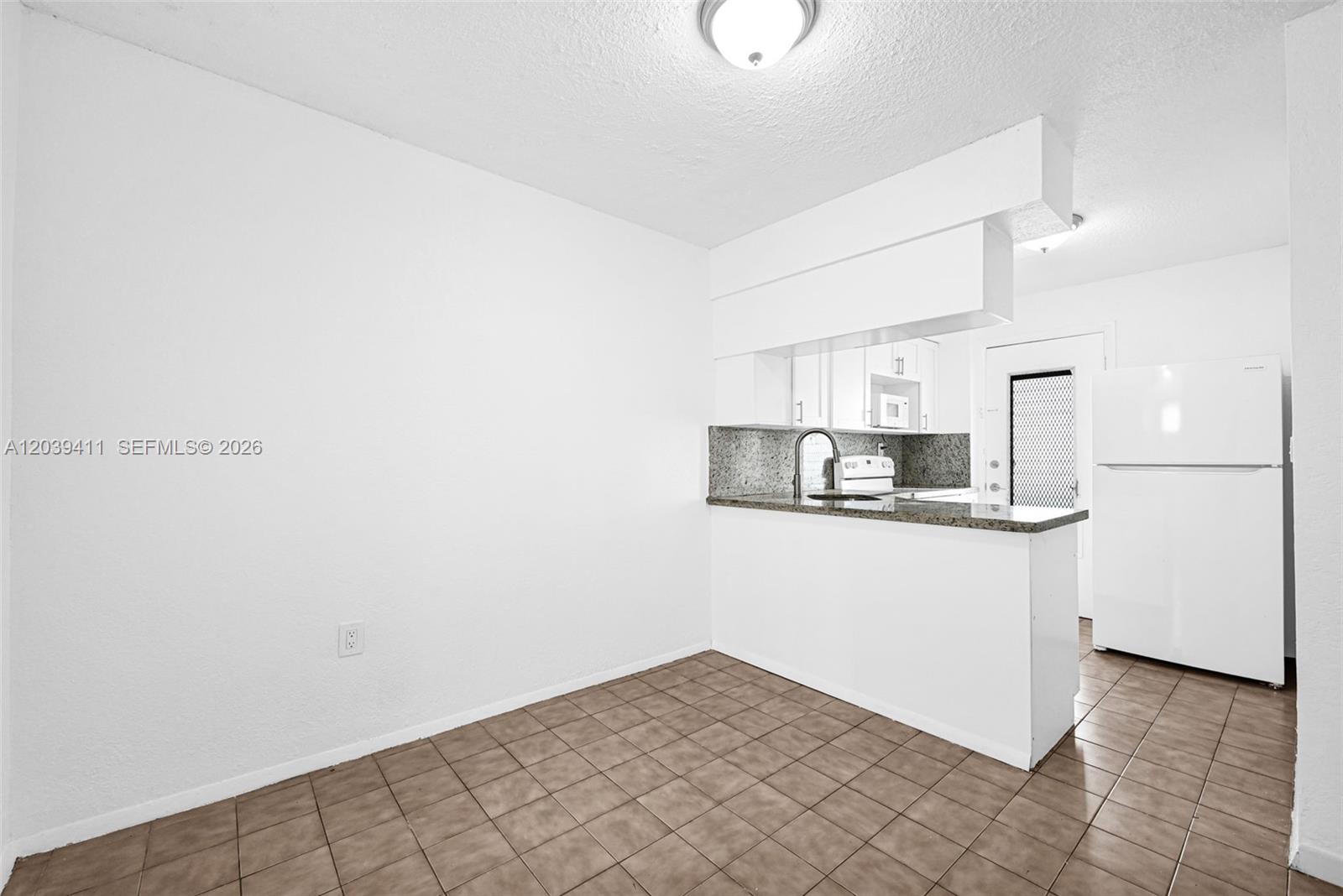 1620 West Avenue 603 Property Photo 11
