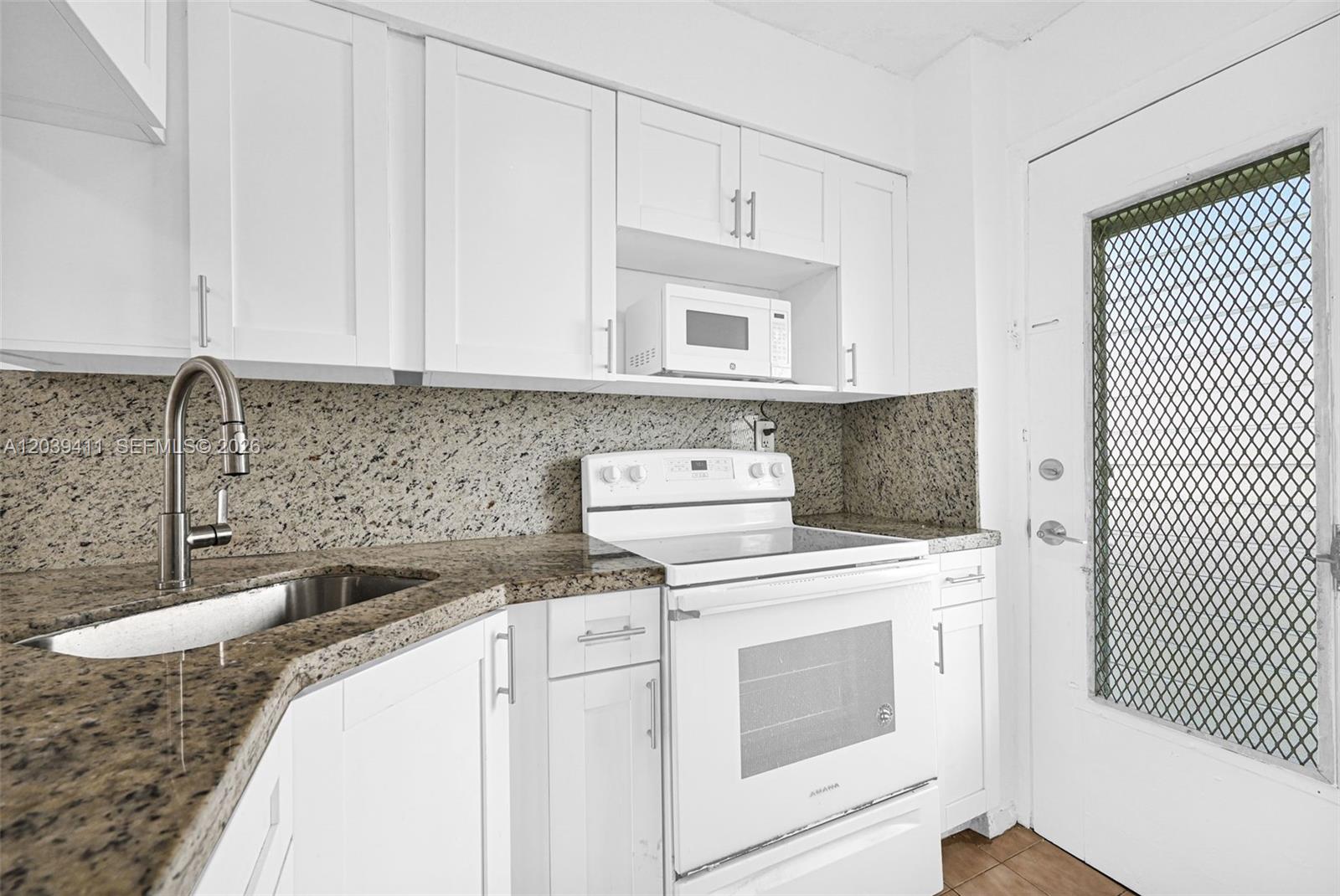 1620 West Avenue 603 Property Photo 15