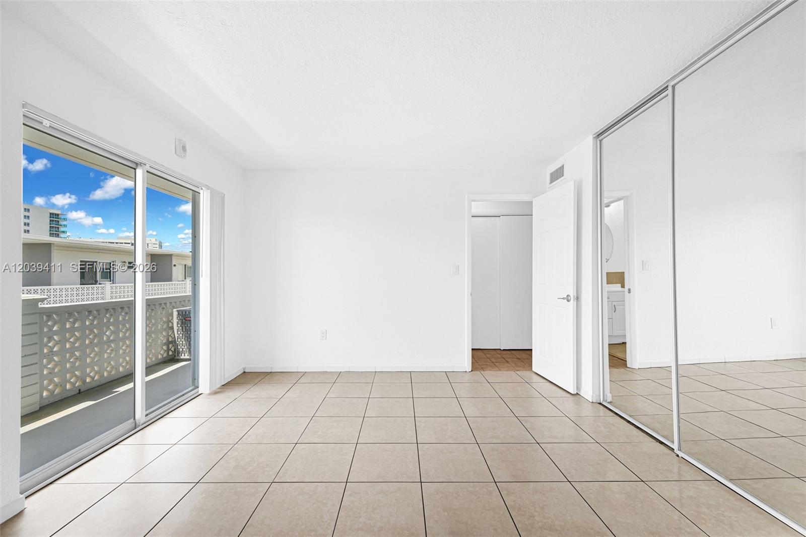 1620 West Avenue 603 Property Photo 24