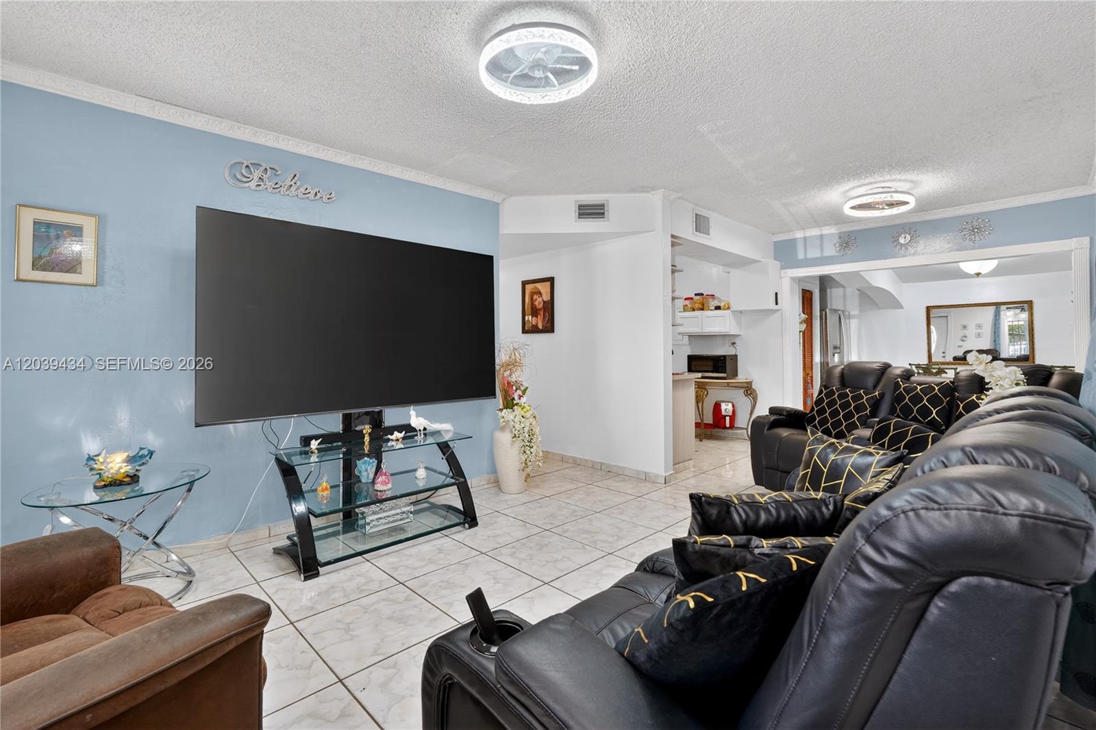 A12039434 Property Photo 5