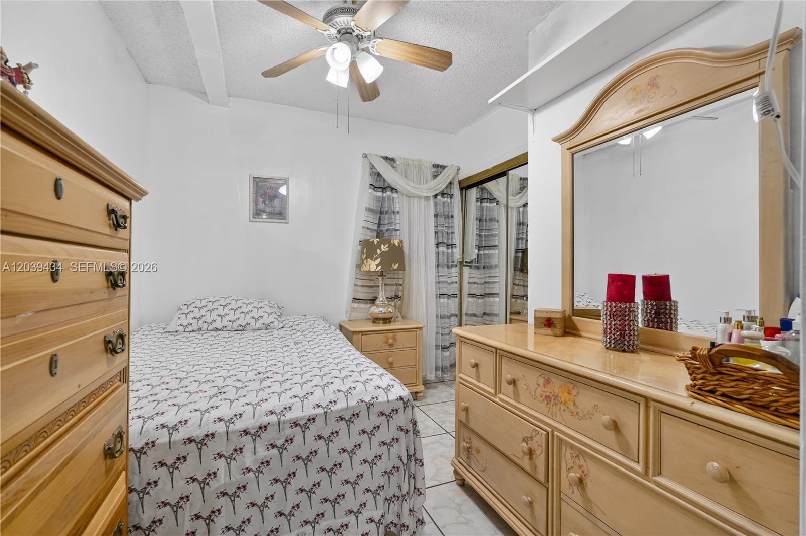 A12039434 Property Photo 14