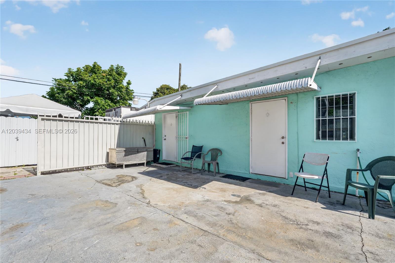 A12039434 Property Photo 20