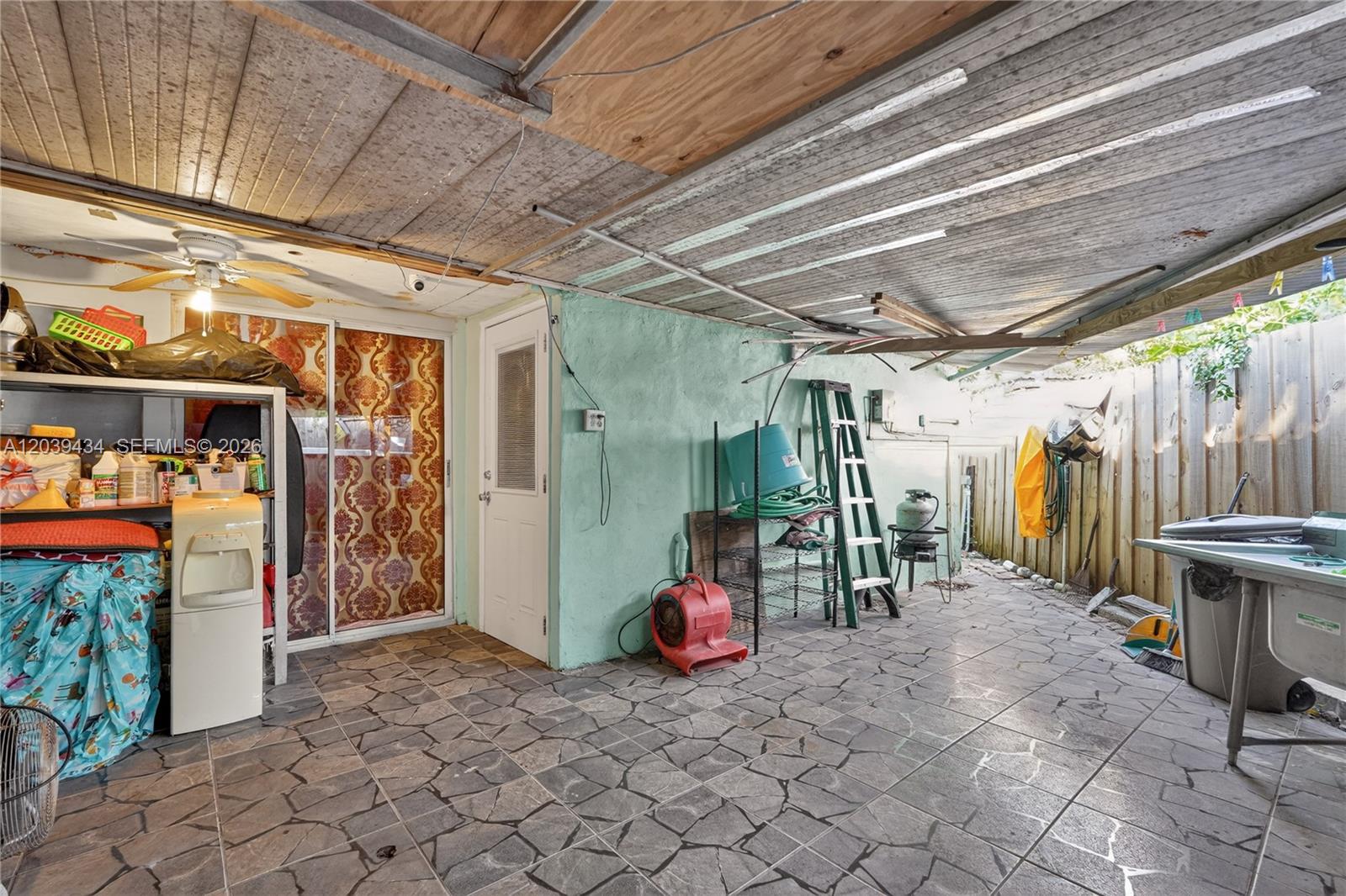 A12039434 Property Photo 28