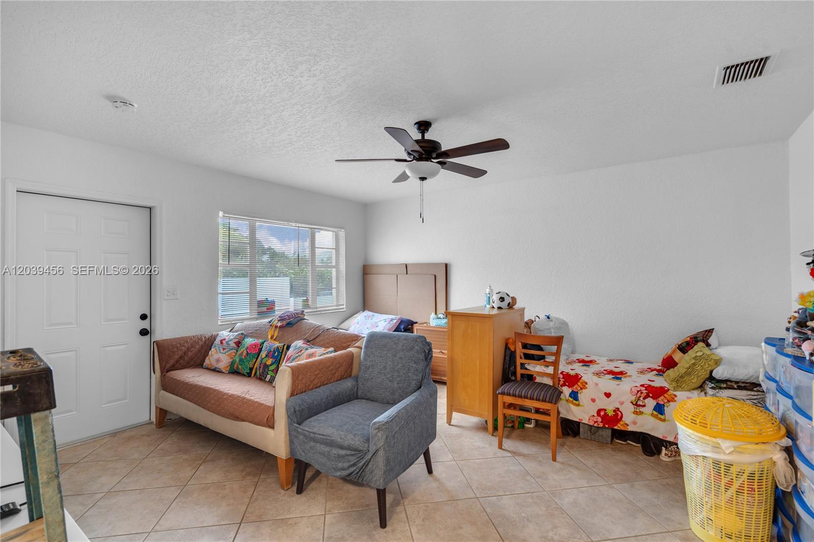 A12039456 Property Photo 8