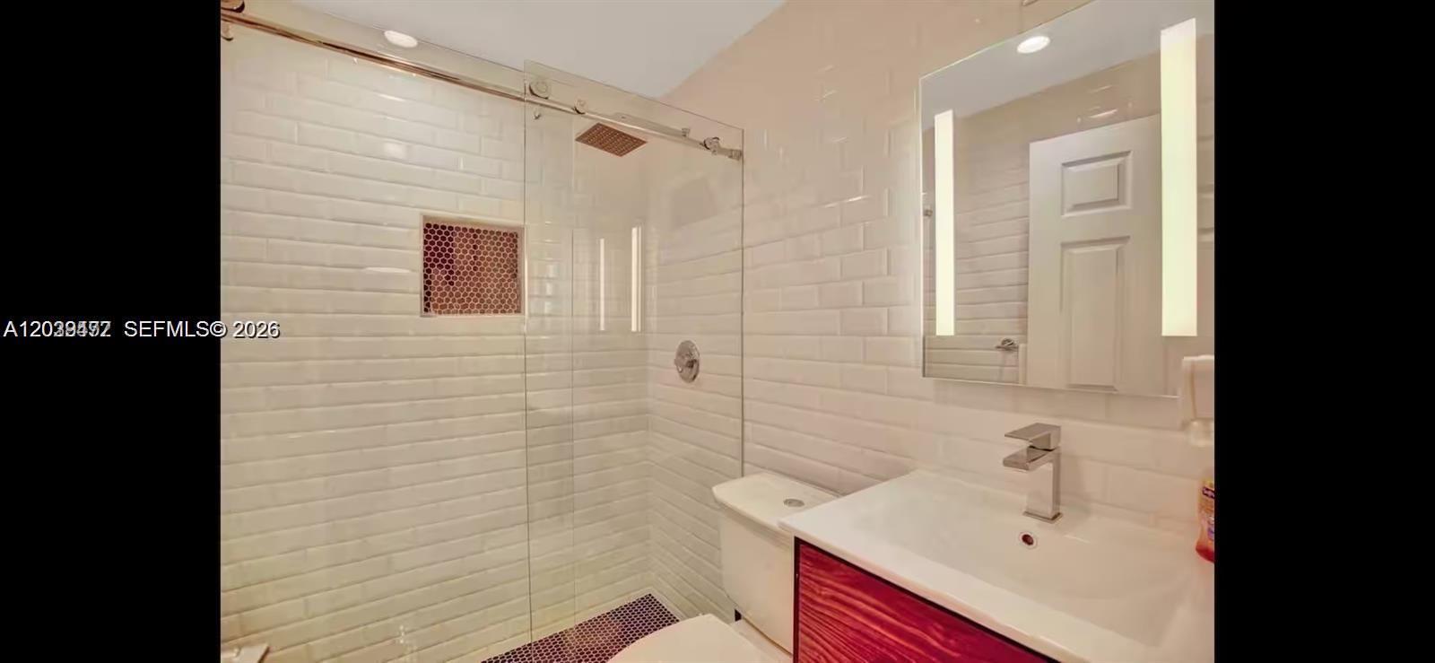 174 Ne 47th Street 202 Property Photo 11