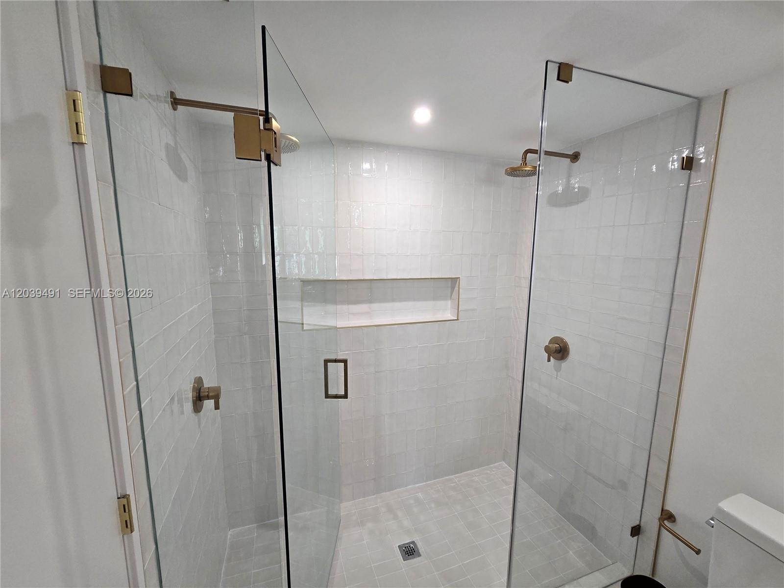 90 Ne 32nd Street 305 Property Photo 31