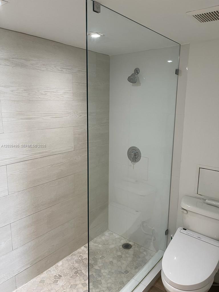 100 Bayview Drive 1521 Property Photo 18