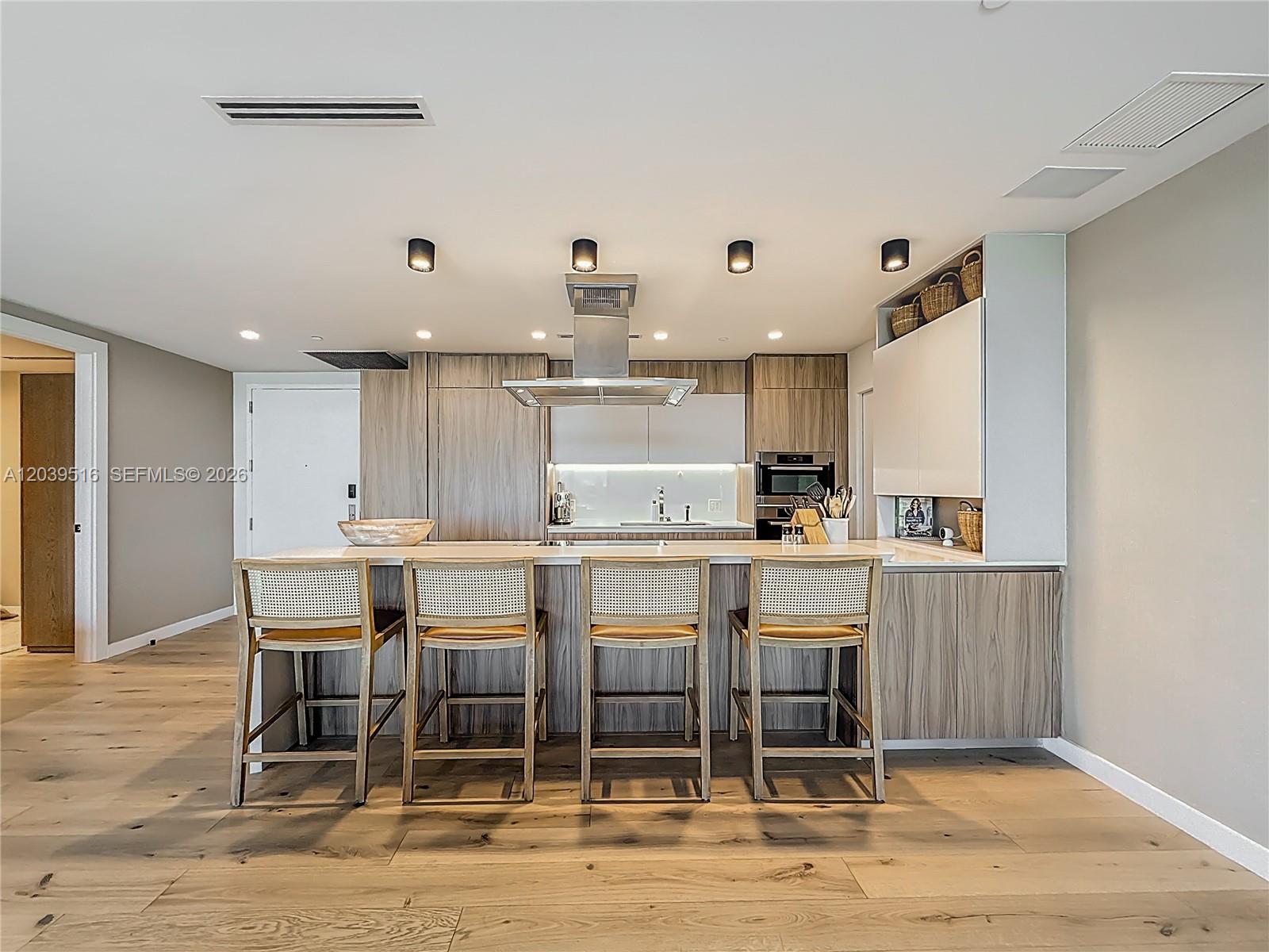 350 Ocean Drive 305n Property Photo 8