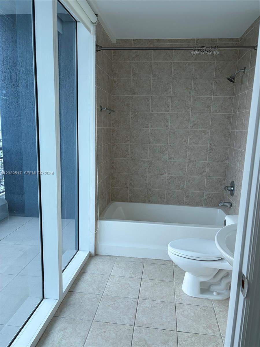 60 Sw 13th Street 2819 Property Photo 15