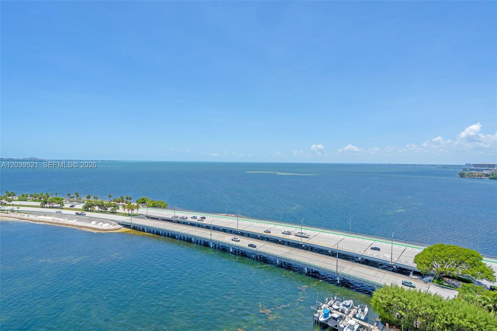 A12039521 Property Photo 12