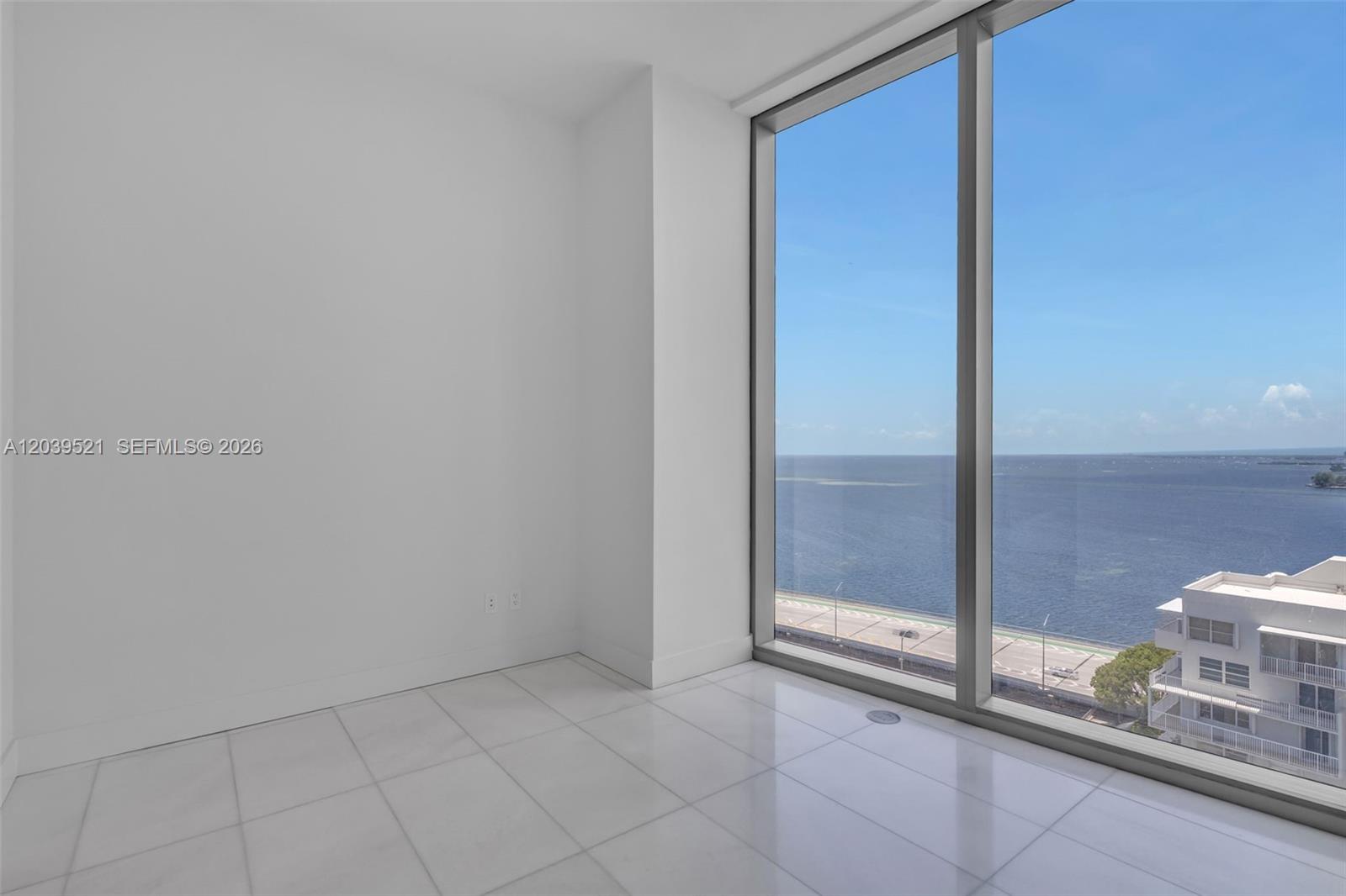 A12039521 Property Photo 19