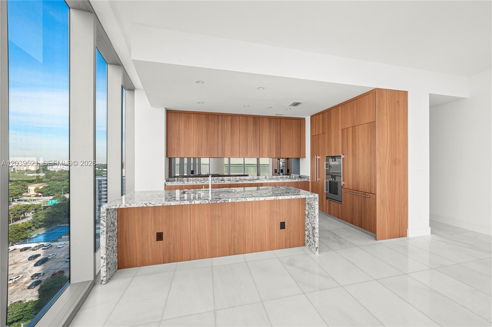 A12039521 Property Photo 62