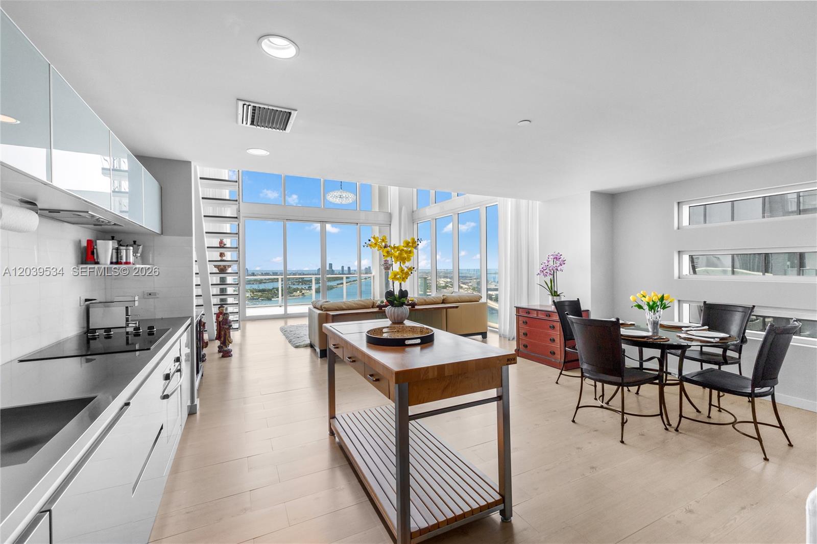 1040 Biscayne Boulevard 3101 Property Photo 4