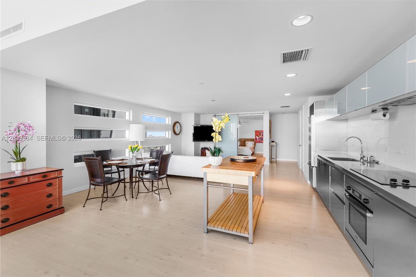 1040 Biscayne Boulevard 3101 Property Photo 7