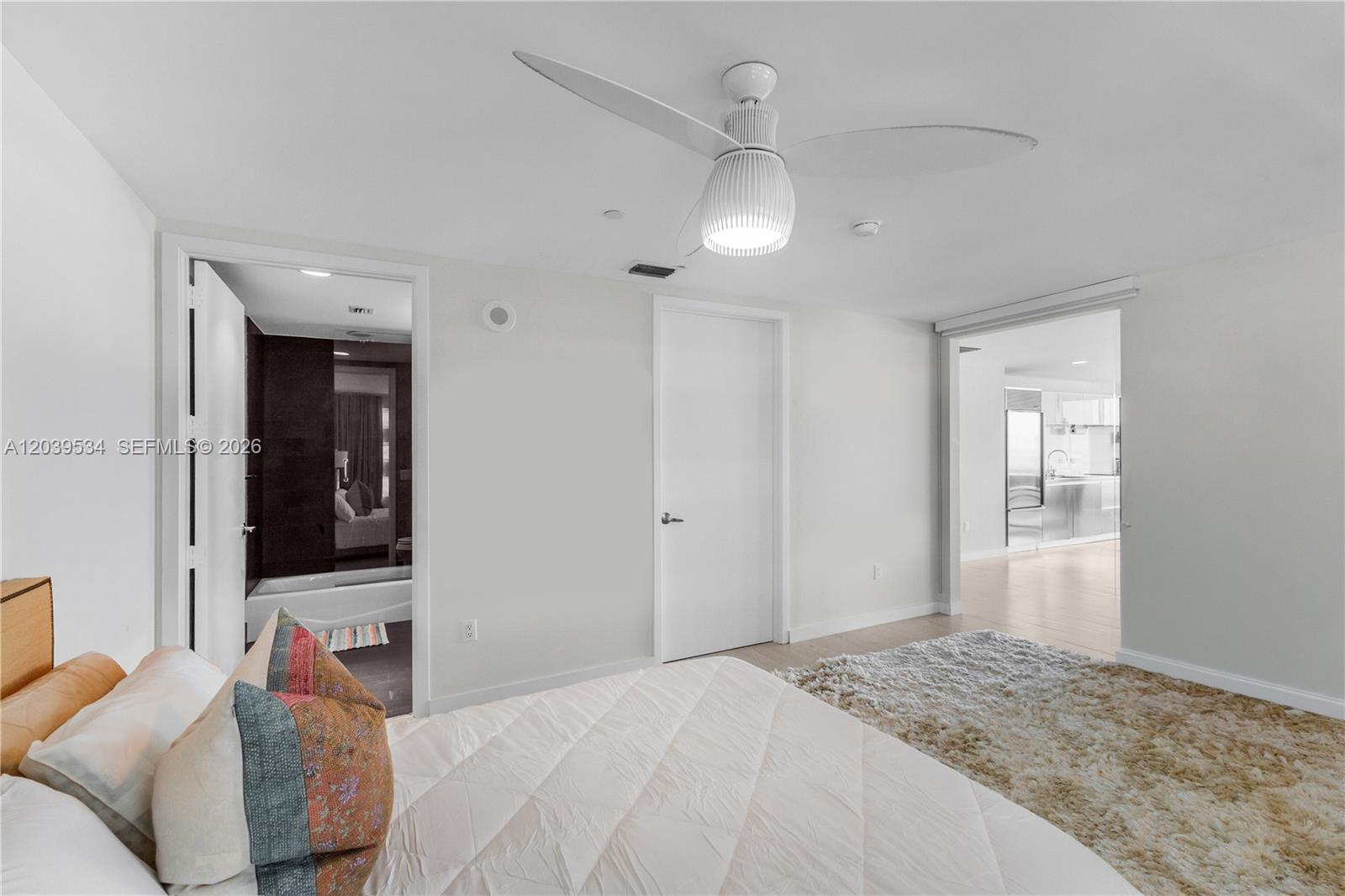 1040 Biscayne Boulevard 3101 Property Photo 14