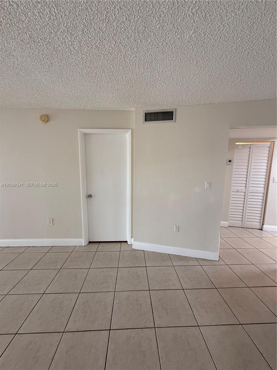 4205 N University Drive 309 Property Photo 6