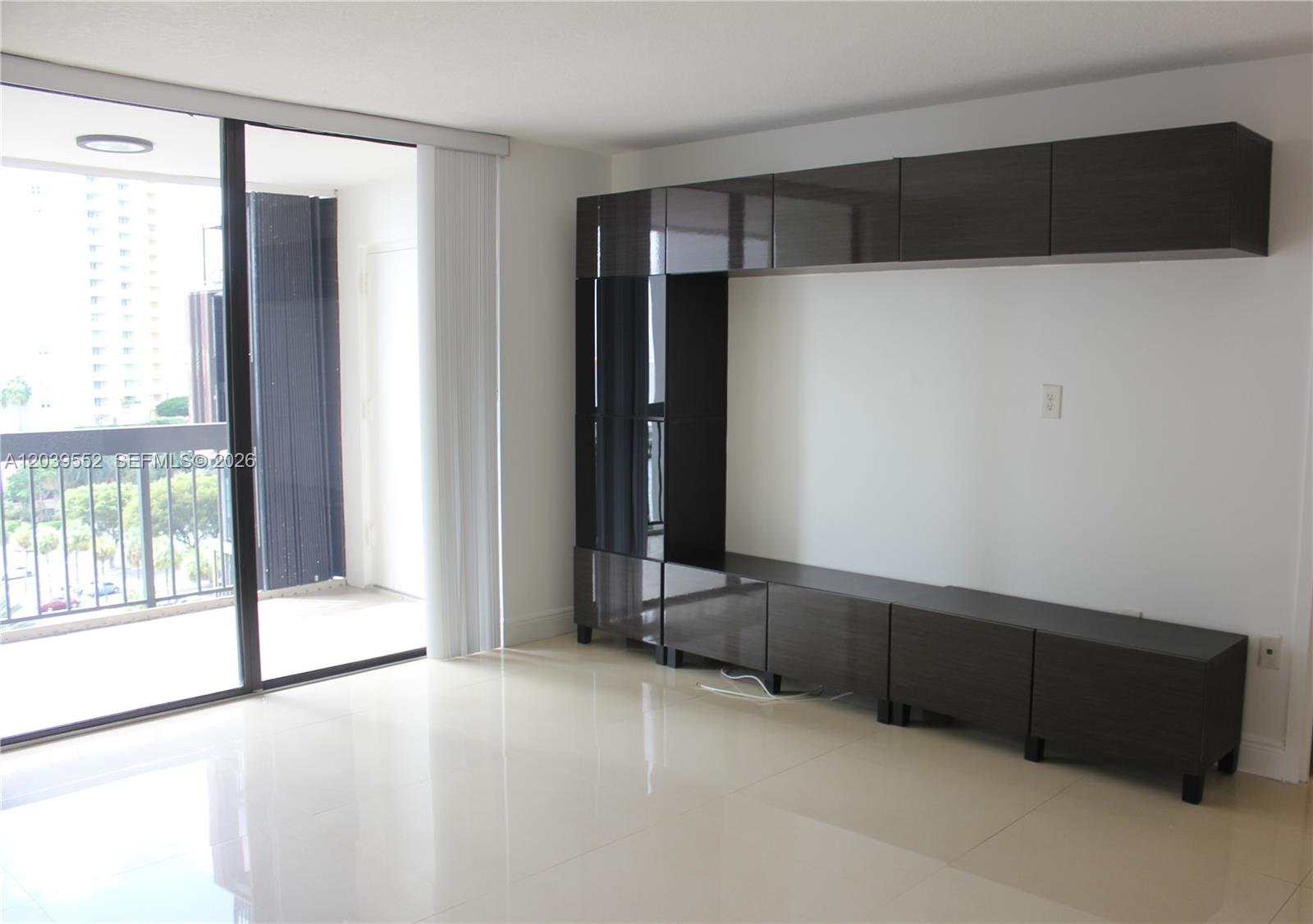 2333 Brickell Avenue 1004 Property Photo 1