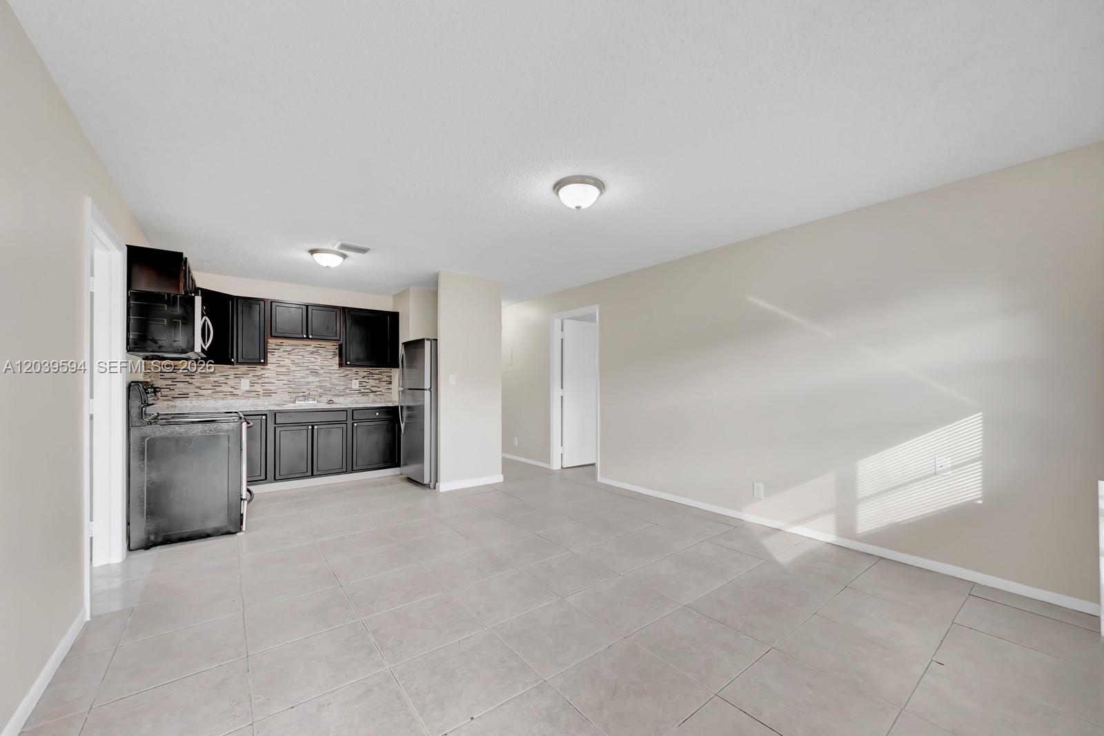 2610 Riverland Drive A Property Photo 3