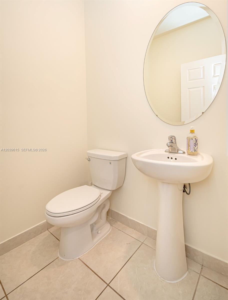 11064 W 33rd Way Property Photo 45
