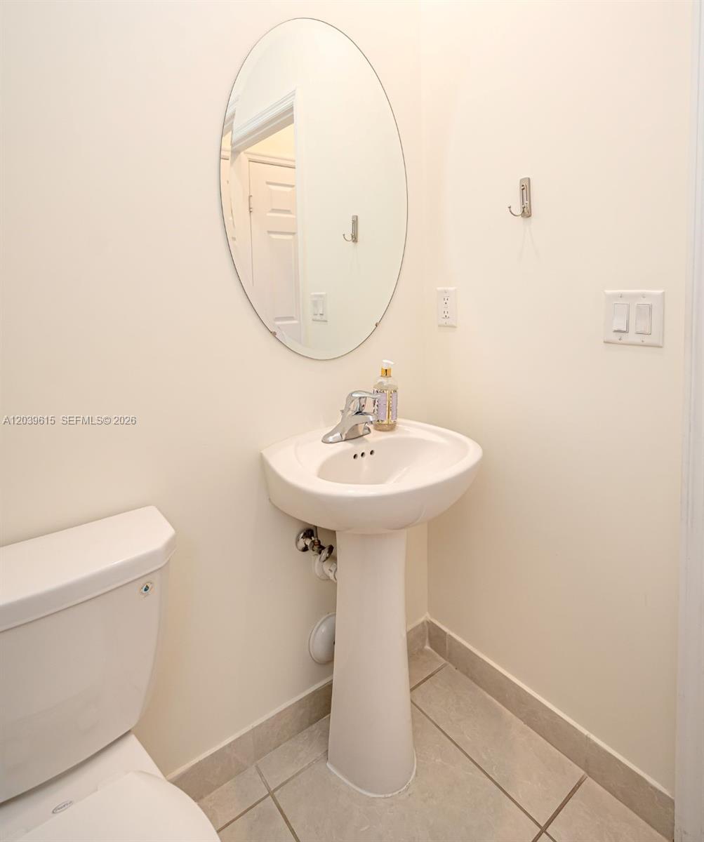 11064 W 33rd Way Property Photo 47