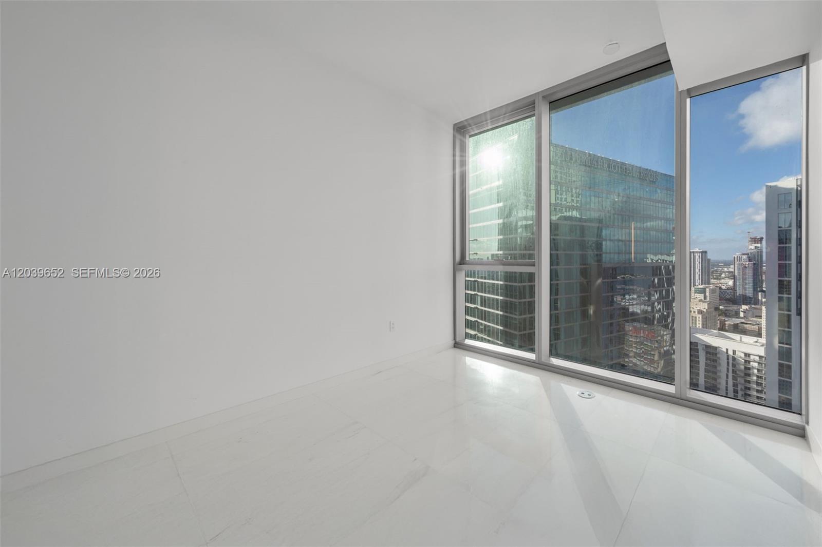 300 Biscayne Blvd Way 4008 Property Photo 8