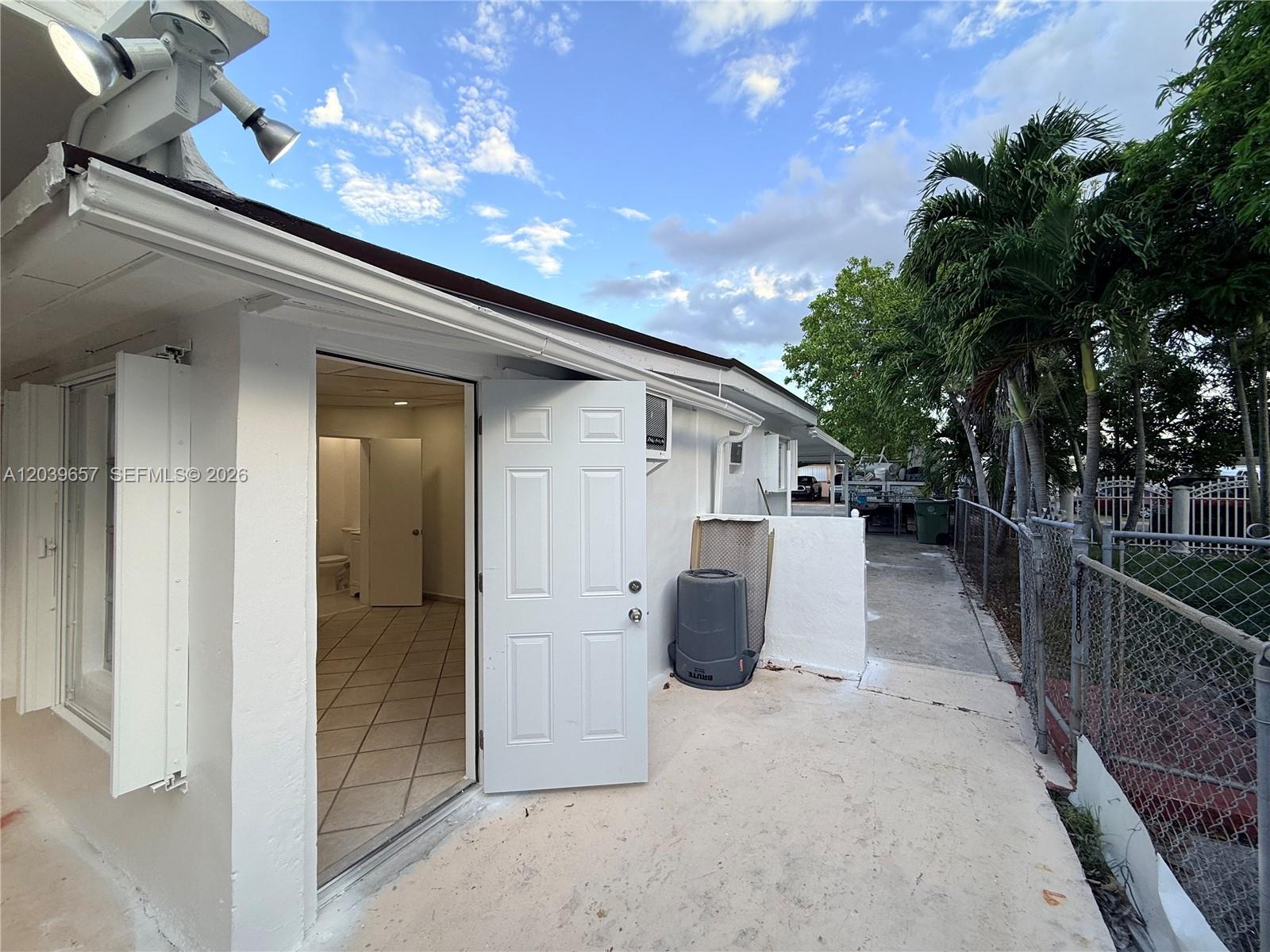 561 W 39th Street N/a Property Photo 62