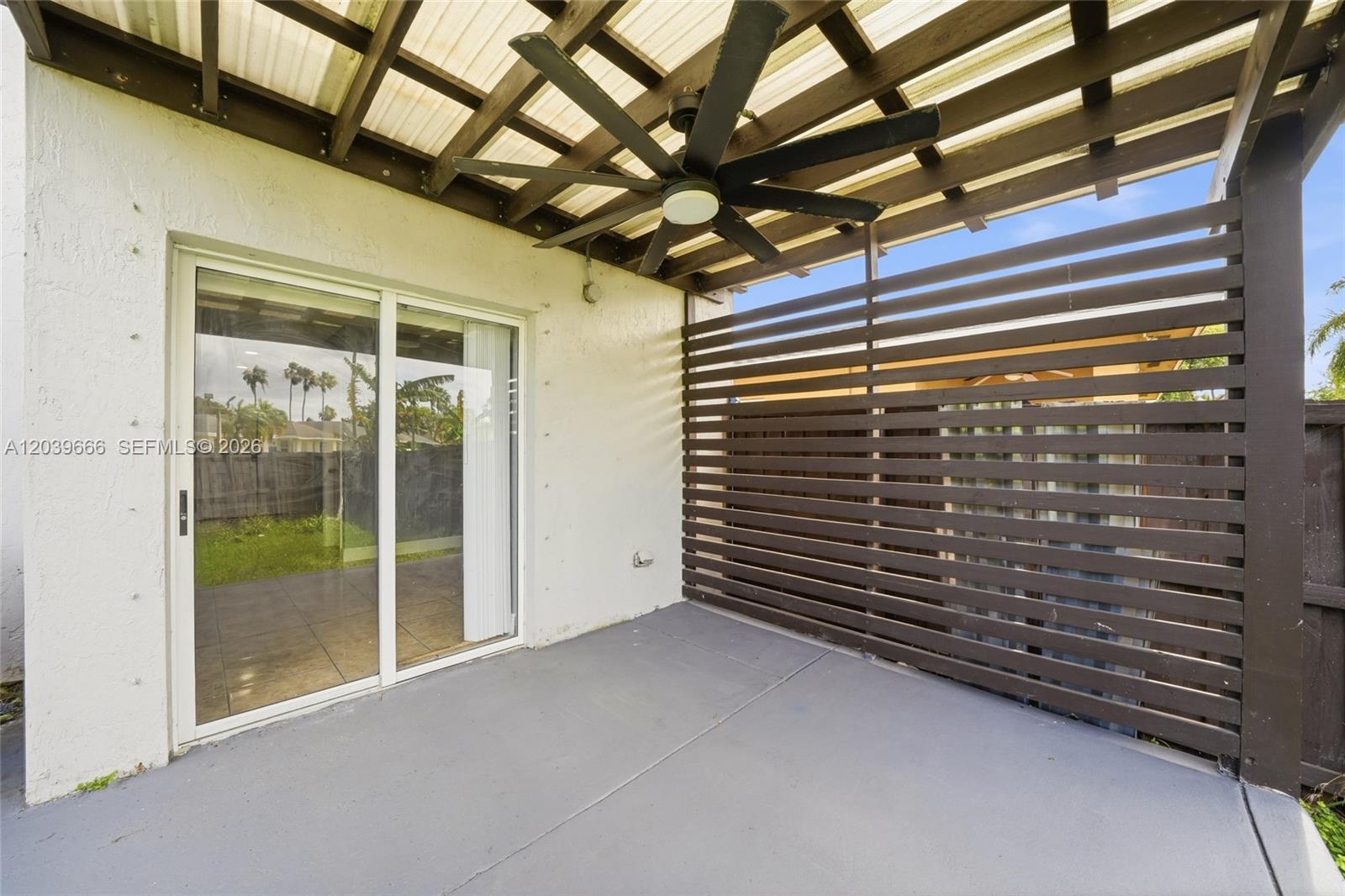 A12039666 Property Photo 31