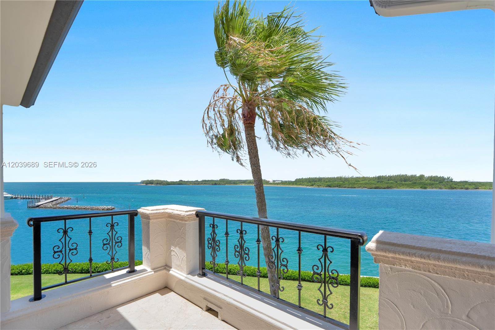 2244 Fisher Island Drive 3404 Property Photo 17