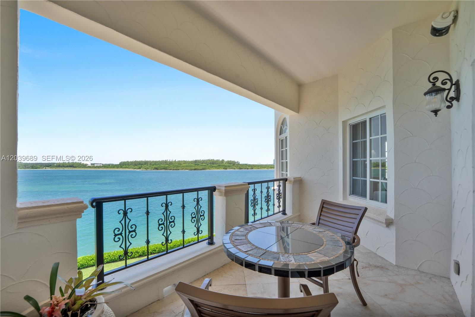 2244 Fisher Island Drive 3404 Property Photo 18