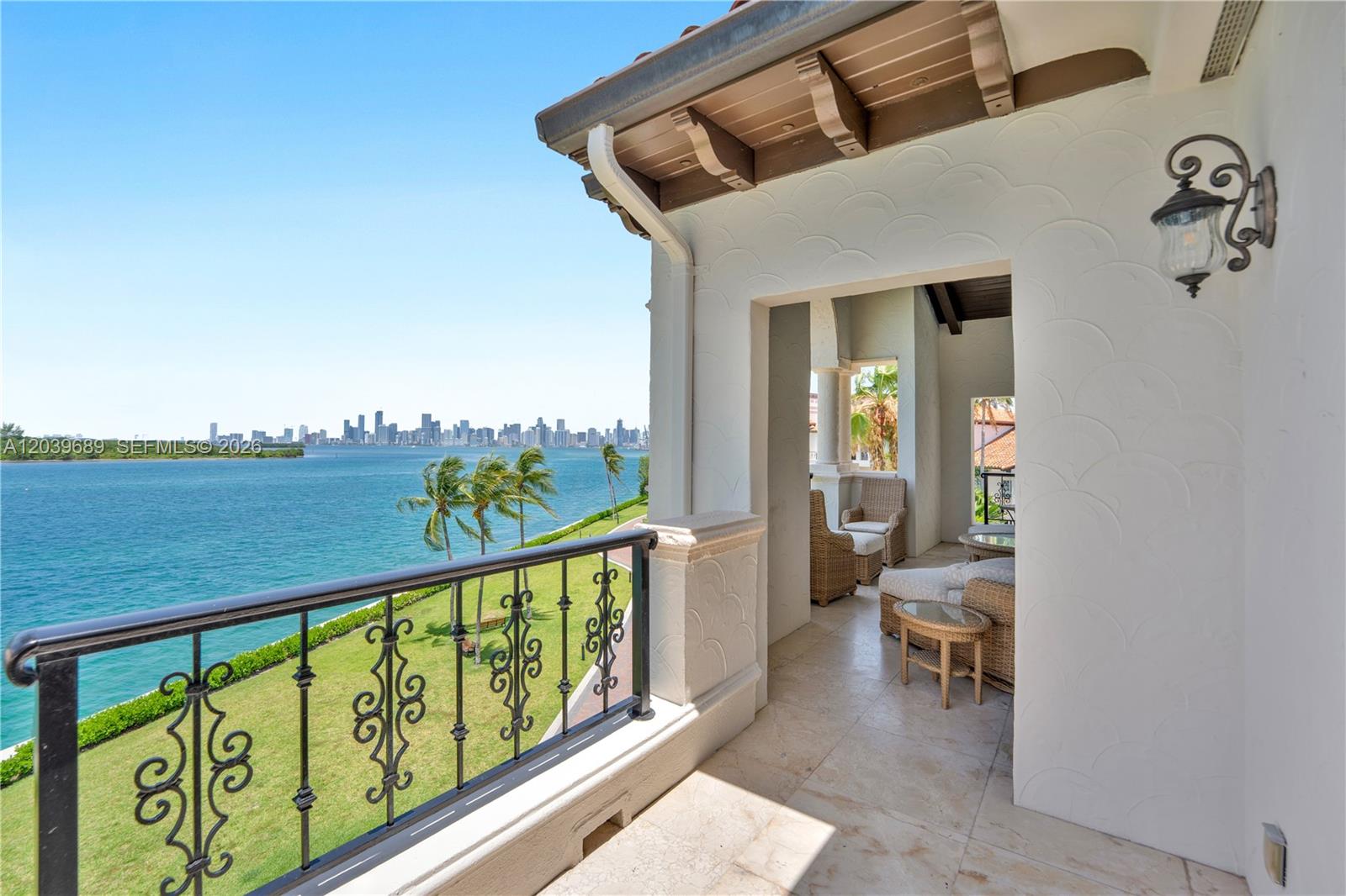 2244 Fisher Island Drive 3404 Property Photo 21