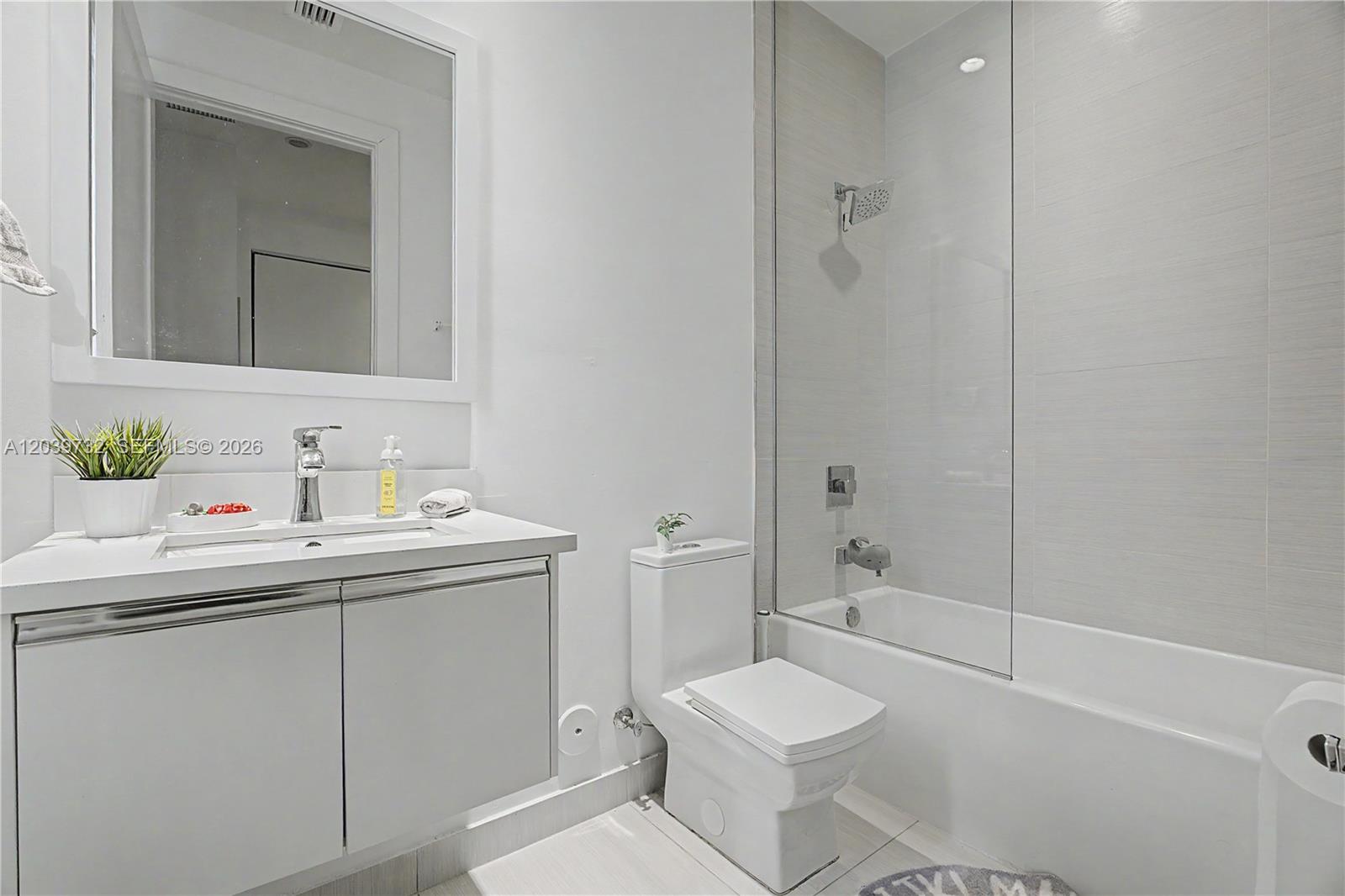 10260 Nw 63 Terrace 213 Property Photo 21