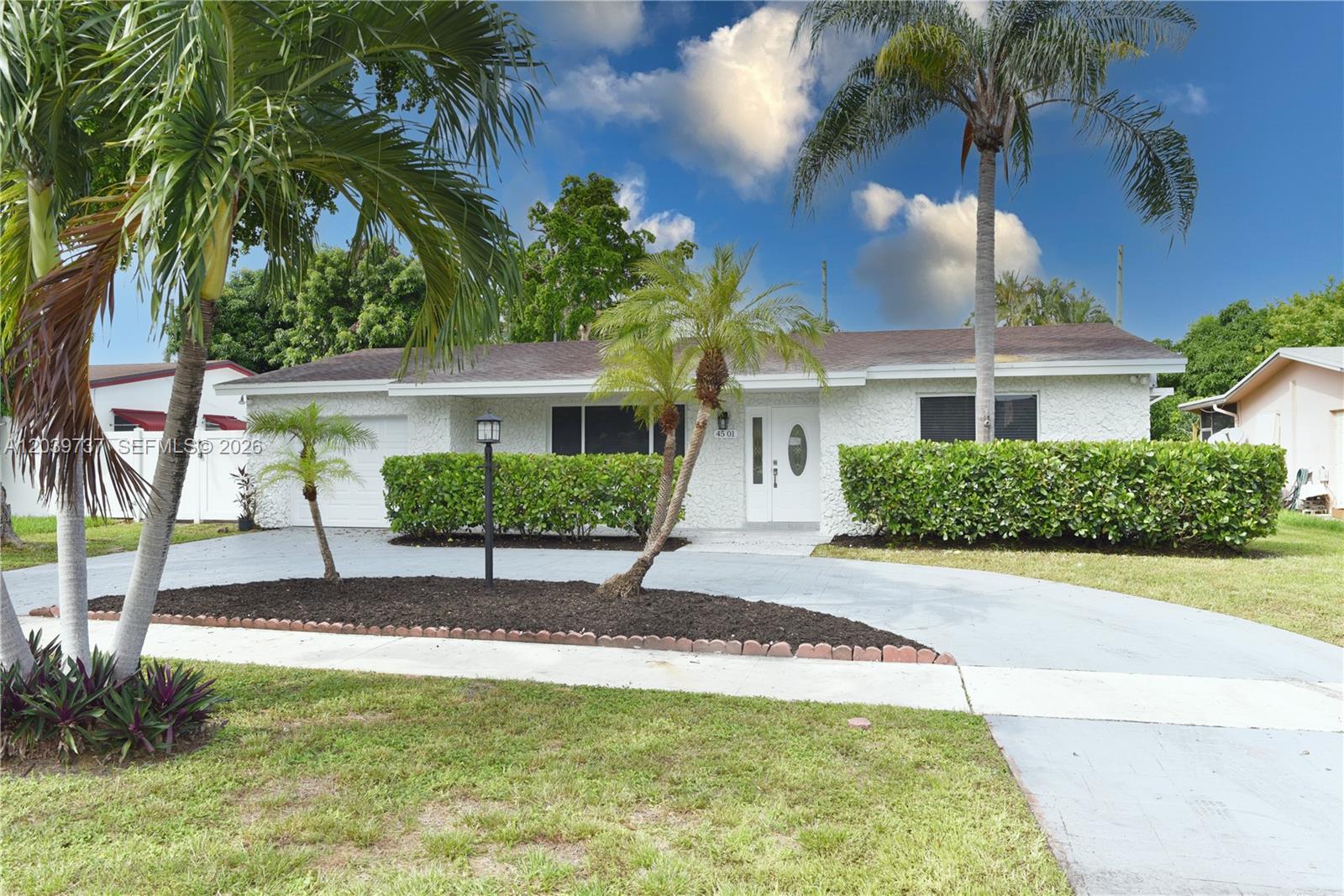 A12039737 Property Photo 2