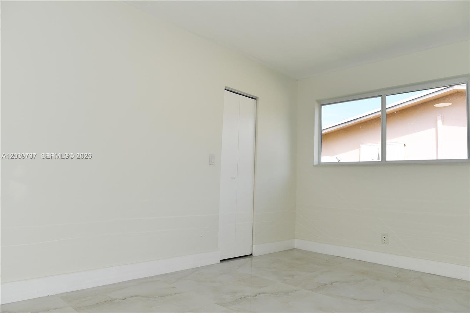A12039737 Property Photo 9