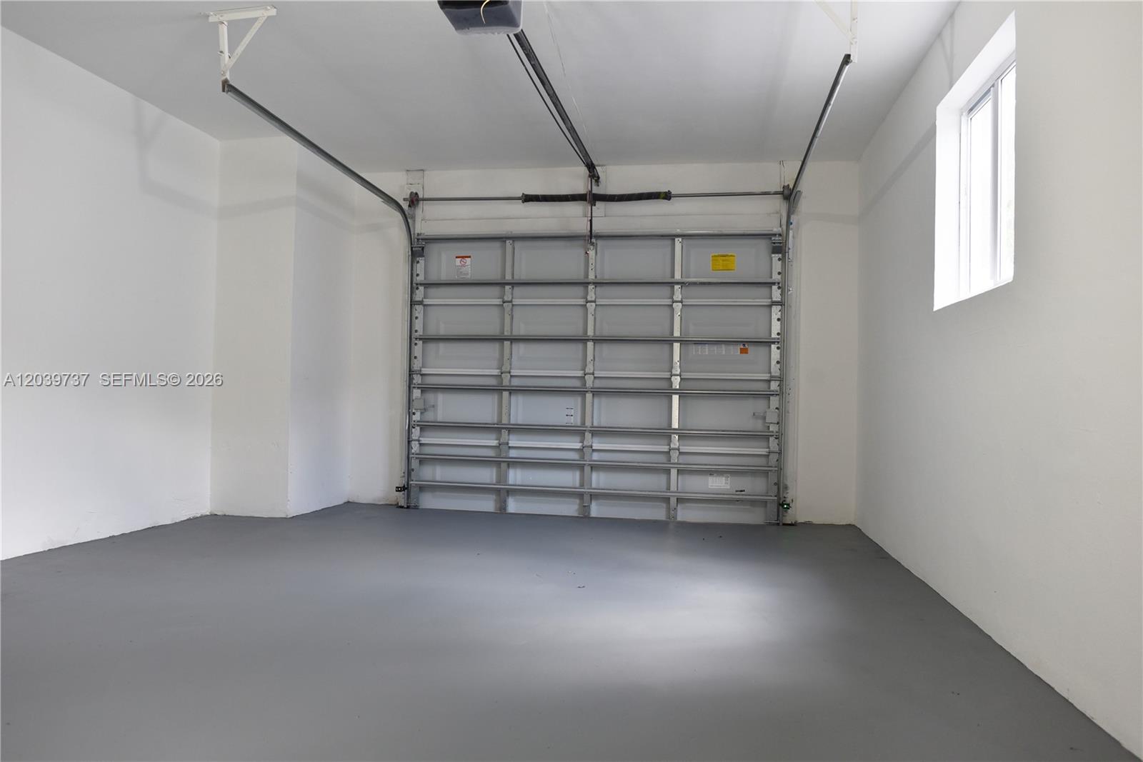 A12039737 Property Photo 14