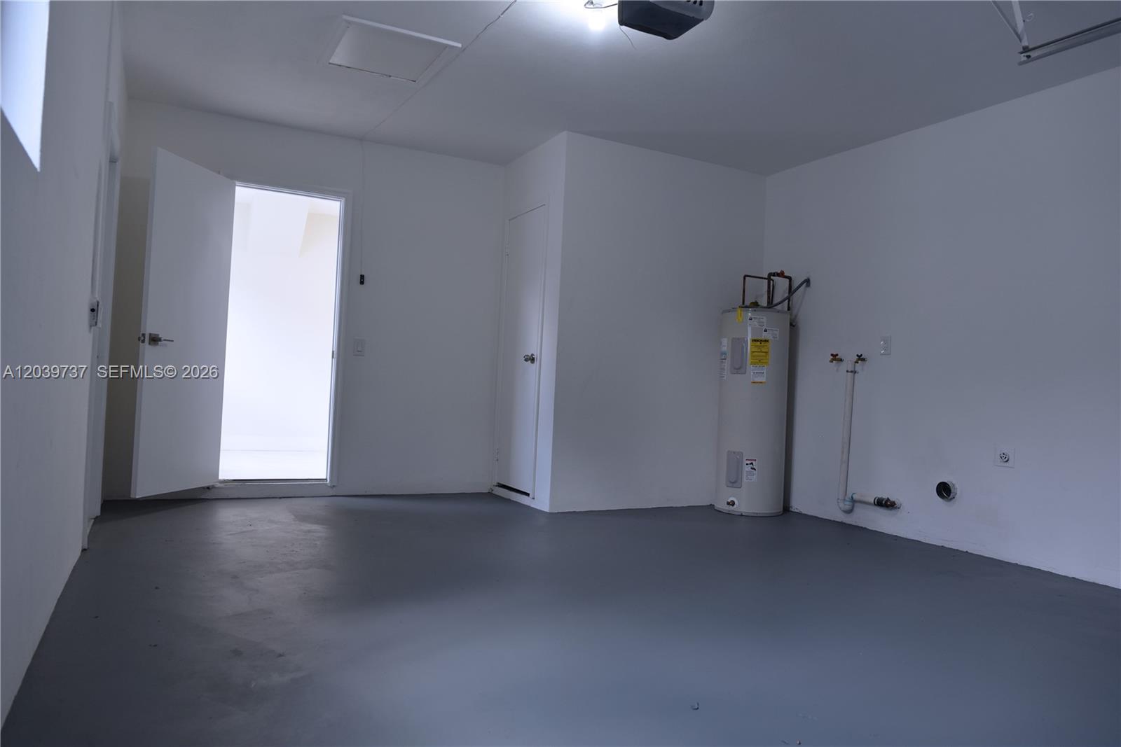 A12039737 Property Photo 21