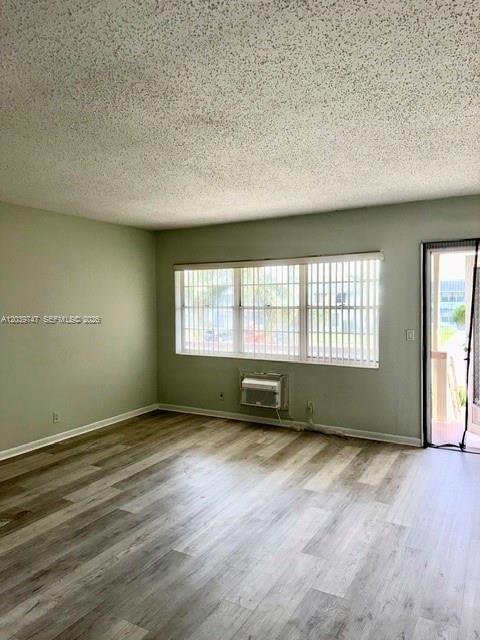 119 Salisbury E E Property Photo 2