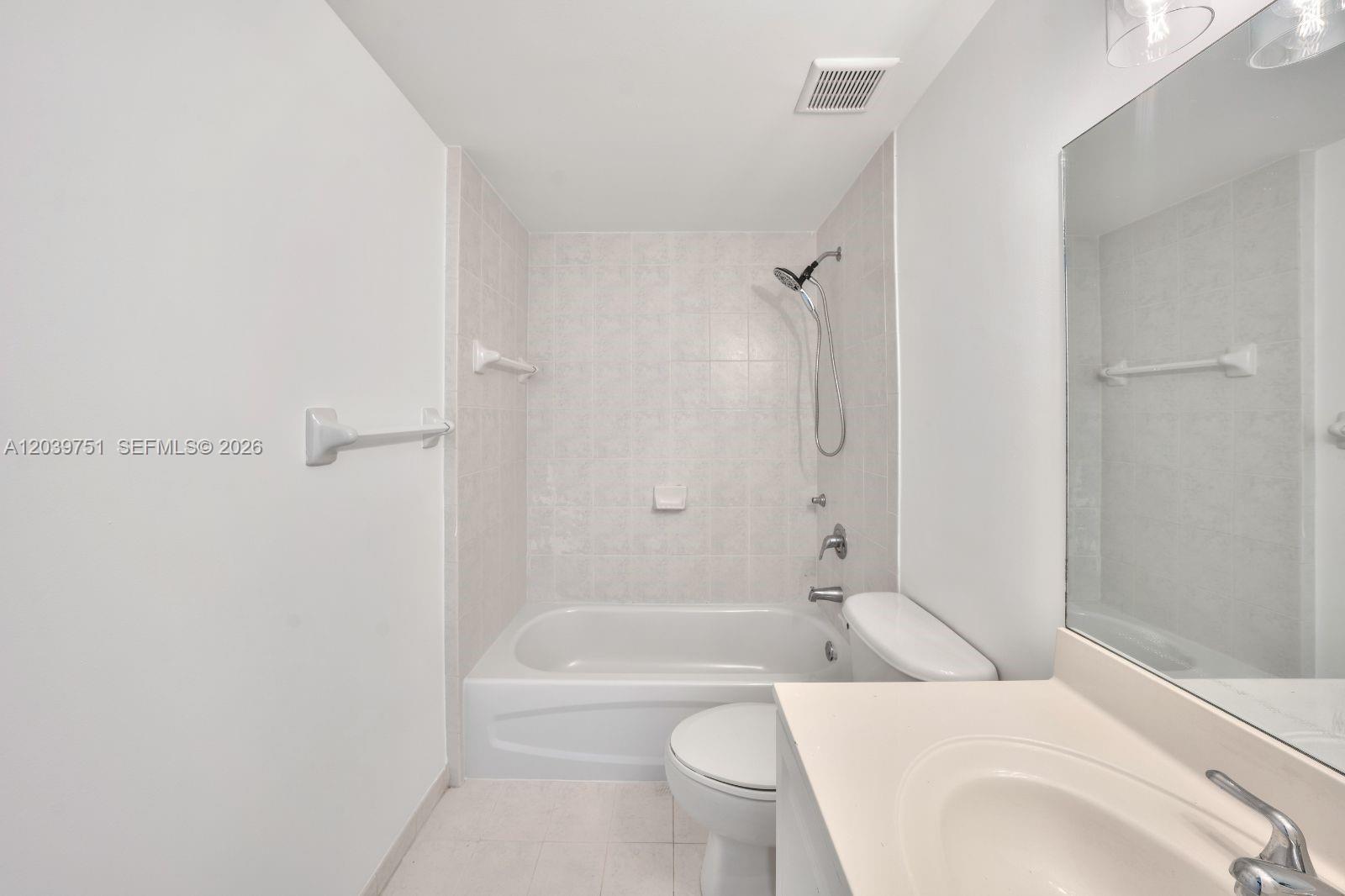 215 Sw 42nd Avenue 507 Property Photo 11