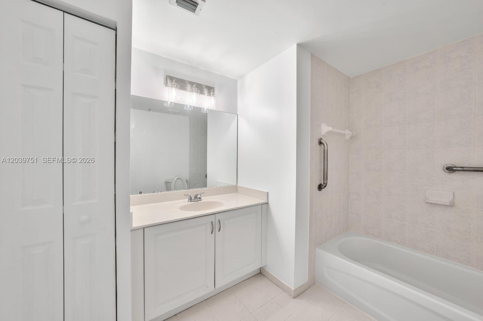 215 Sw 42nd Avenue 507 Property Photo 18