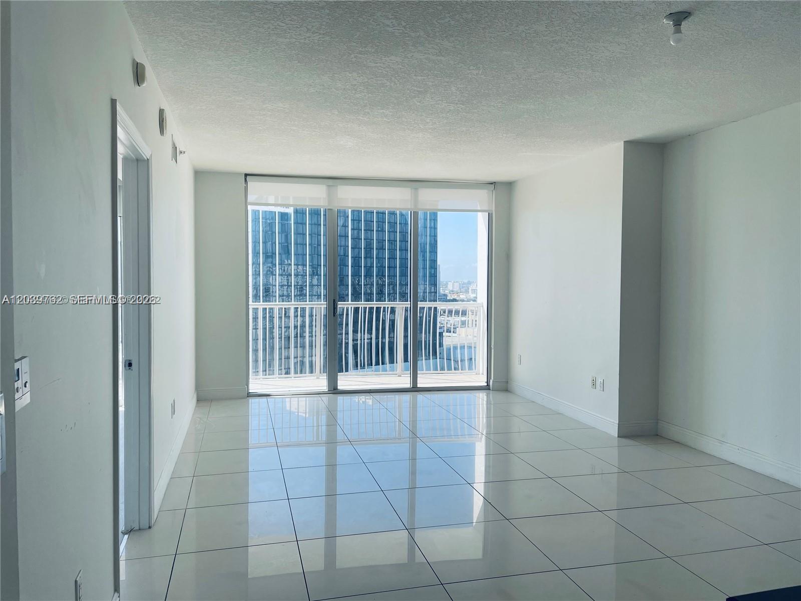 1750 N Bayshore Drive 2112 Property Photo 4