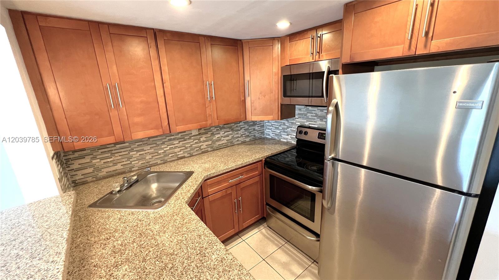 4550 Nw 9th Street 516e Property Photo 5