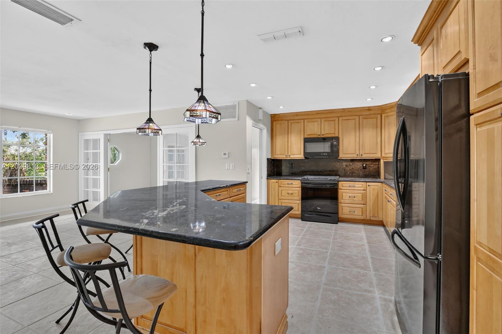 5511 Taylor Street Property Photo 12